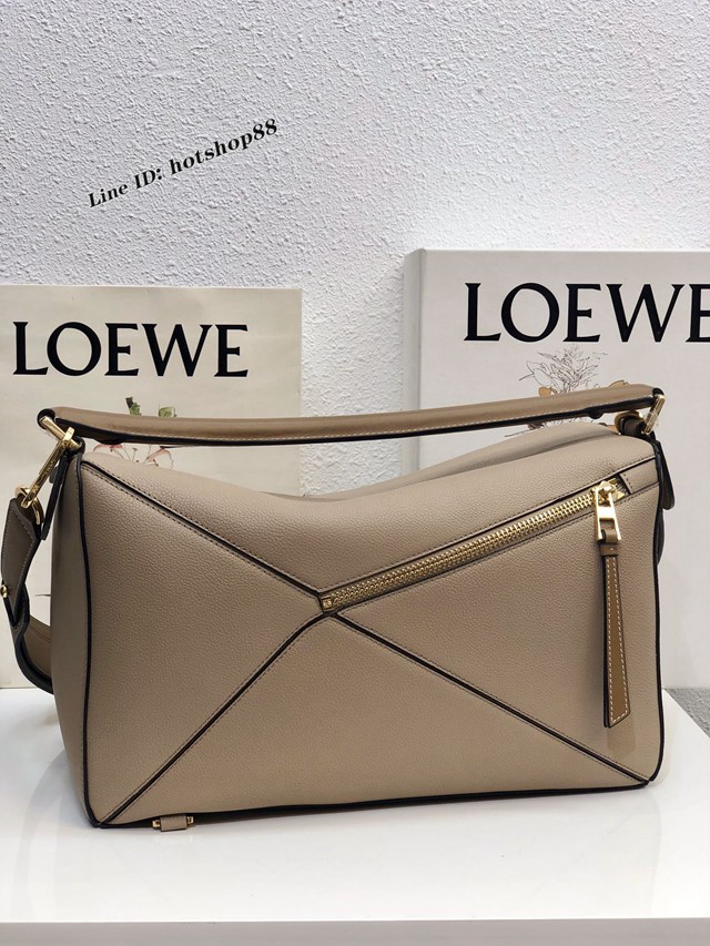 Loewe升級專櫃同步最新版本羅意威Puzzle系列小牛皮大號何幾包 男女通用 型號10170 lyw1257